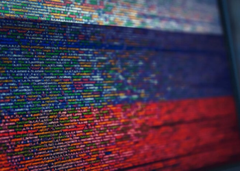 Россия строит “цифровой железный занавес”: новые ограничения для нейросетей и ИИ