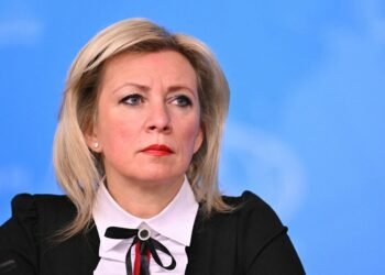 У Лаврова заявили, что РФ не будет обсуждать размещение иностранных войск в Украине