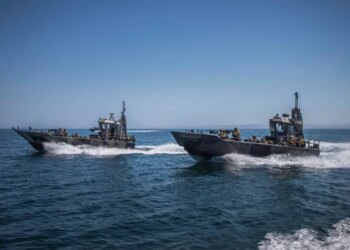 Морские пехотинцы обезвредили российскую лодку и экипаж. ВИДЕО