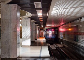 Через проблеми із світлом метро Києва змінює рух поїздів 10 жовтня — КМДА