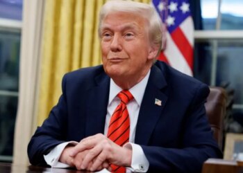 Трамп в Белом доме случайно «обрел рога»: ФОТО вызвало ажиотаж в соцсетях