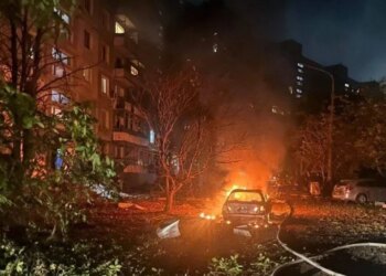 Осколки дрона упали на дом: есть раненые в результате атаки на Киев