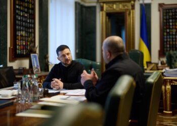 Зеленский провел совещание с Умеровым: новые оборонные договоренности и 50% украинского вооружения на фронте