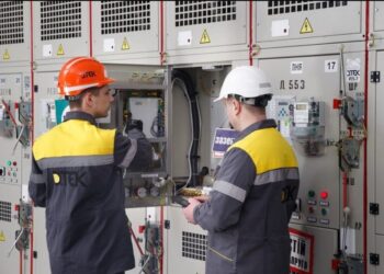 Отключение света: ДТЭК обратился к киевлянам с важным предупреждением