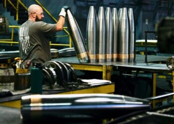 Предоставление «репарационного кредита» Киеву поддержит ОПК ЕС, а в США предлагают передавать Украине ежемесячно по $10 млрд из замороженных активов РФ.