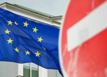 За поджоги и шпионаж: дипломатов РФ в Евросоюзе лишат важной привилегии