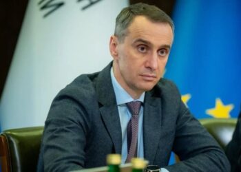 Медицина в прифронтовых громадах: как выросли зарплаты медиков