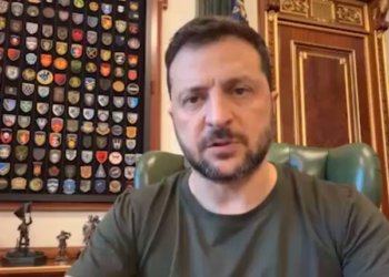 Зеленский подписал три санкционных указа против России: детали новых ограничений