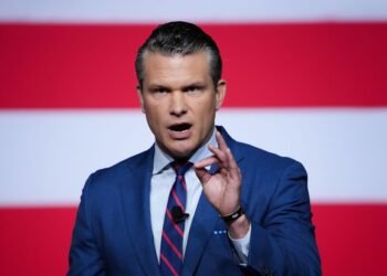 Хегсет на “Рамштайн” пообещал России проблемы из-за войны в Украине