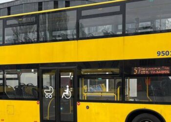 У Києві на вихідних курсуватиме двоповерховий автобус від Берліна