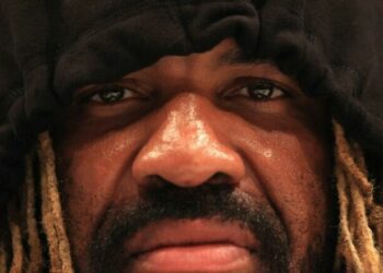 Шеннон Бриггс назвал легенду бокса, который смог бы победить Усика