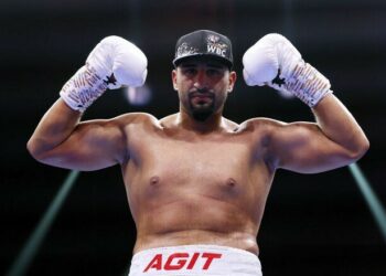 Звездный боксер назвал лучших супертяжей планеты. Паркер – 1-й, а где Усик?