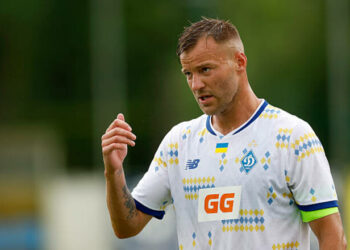 Леоненко назвал игрока Динамо, которому необходимо завершить карьеру