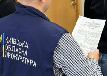 Викрадення й шантаж на Київщині: п’ятеро чоловіків “вибивали” гроші з військового, — деталі