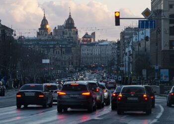 В центре Киева завтра ограничат движение: какая причина