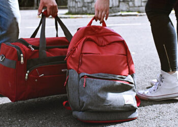 Одна из стран Европы закроет последний центр поддержки украинских беженцев: в чем дело