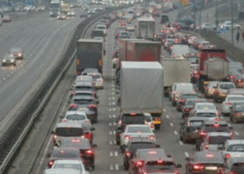 В’їзд у Київ частково заблоковано: чому водіям складно проїхати