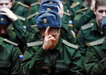 Новая программа для армии РФ: лекции о “русофобии” вместо курсов безопасности