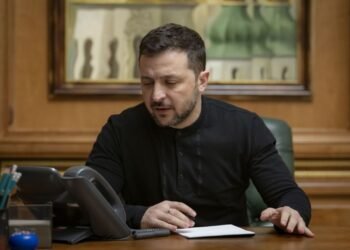 Зеленский после встречи с Трампом говорит с лидерами Европы, – источник