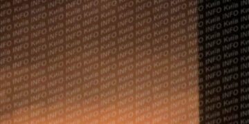 Вибухи один за одним: у Києві фіксують масштабні пожежі та руйнування