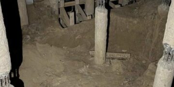 Стародавній секрет у центрі Києва: будівельники натрапили на кам’яну стінку