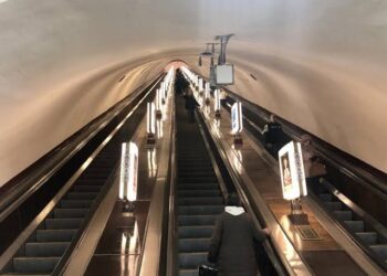 У Києві обмежать вихід з метро: що потрібно знати пасажирам
