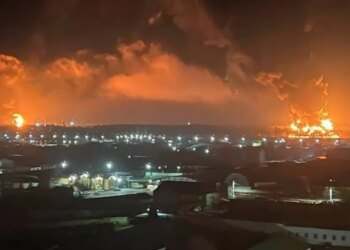 “Удары по НПЗ догнали фронт”, – Z-канал рассказал, что происходит с ВС РФ