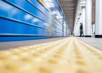 Як поводитися в метро: киянам нагадали правила безпеки у підземці