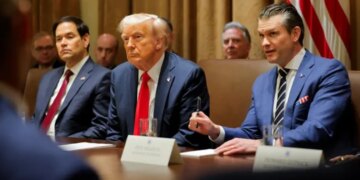 Пентагон предоставил Трампу планы военных операций против Венесуэлы, – СМИ