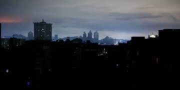 Масштабный блэкаут в Донецке: жители слышали взрывы, фиксировали работу ПВО и БПЛА