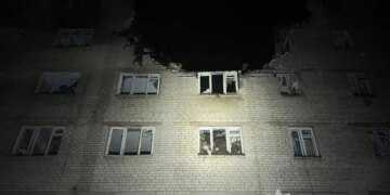 Россияне атаковали Донецкую область: четверо раненых и десятки разрушенных домов. ФОТО