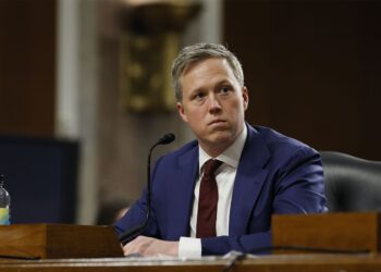 Дрисколл пытался убедить европейцев как можно скорее закончить войну в Украине, – NYT