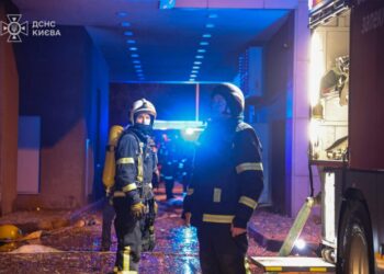 Массированная ракетная атака РФ на Киев и регионы: разрушены дома, повреждены ТЭЦ, есть погибшие