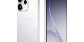Oppo Reno15 Pro отримав флагманську камеру та величезну батарею за 520 доларів