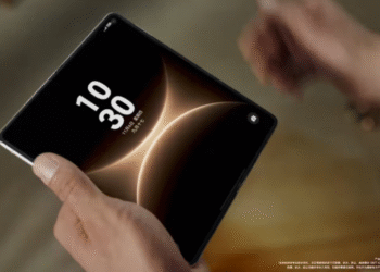 Потрійний захист і 20 ГБ оперативки: у мережу злили деталі про нову серію Huawei Mate 80 та складаний Mate X7