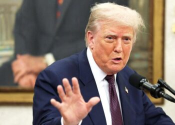 Трамп анонсировал новые санкции против России: кого они коснутся