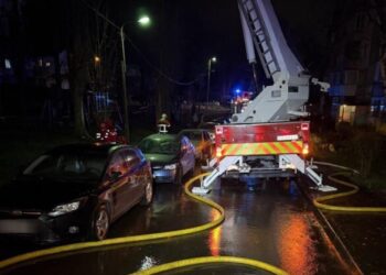 Ціна паркування в Києві: через заблокований проїзд пожежу гасили критично довго