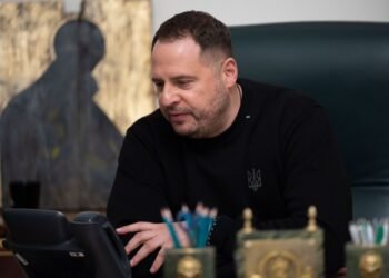 В Еврокомиссии сделали заявление об обысках у Ермака