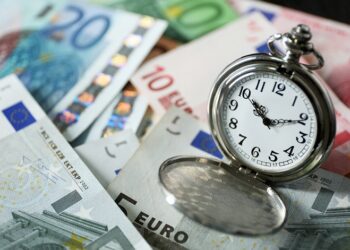 Украинские банки инвестировали в этом году в гособлигации других стран $508 млн, с начала войны – $4 млрд.