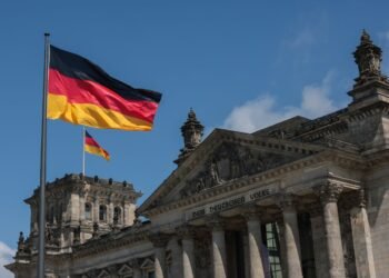 Германия планирует увеличить помощь Украине до 11,5 млрд евро в 2026 году, – СМИ