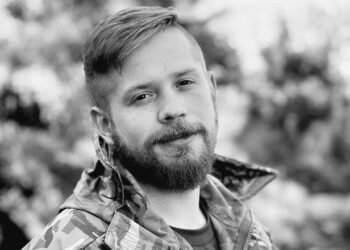 Склоним головы. Вместо хоккея стал воином и получил Звезду Героя. Посмертно