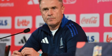 Пресс-конференция Реброва в Париже. Смотреть онлайн. LIVE трансляция