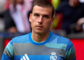 Реал получил предложение по Лунину от топ-клуба. Перес в шоке от суммы