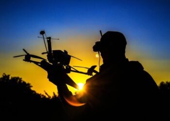 “Батарея сядет за 7 минут”: слабые места подготовки операторов-перехватчиков БПЛА