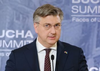 В Хорватии опровергают Орбана: Венгрия может отказаться от нефти из РФ