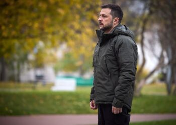 Зеленский приехал на фронт в Запорожской области (видео)