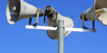 Вечірня загроза для Київщини: ППО й сирени застерігають про атаку рф