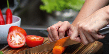 Смачно, корисно, недорого: в Києві стартує великий продуктовий розпродаж