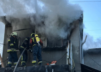 Сильне задимлення в Києві: рятувальники виявили надзвичайну ситуацію, – ФОТО