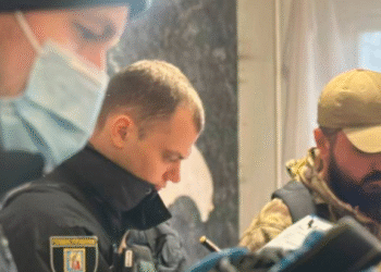 У Києві жінка загинула від раптового удару: поліція розслідує вбивство